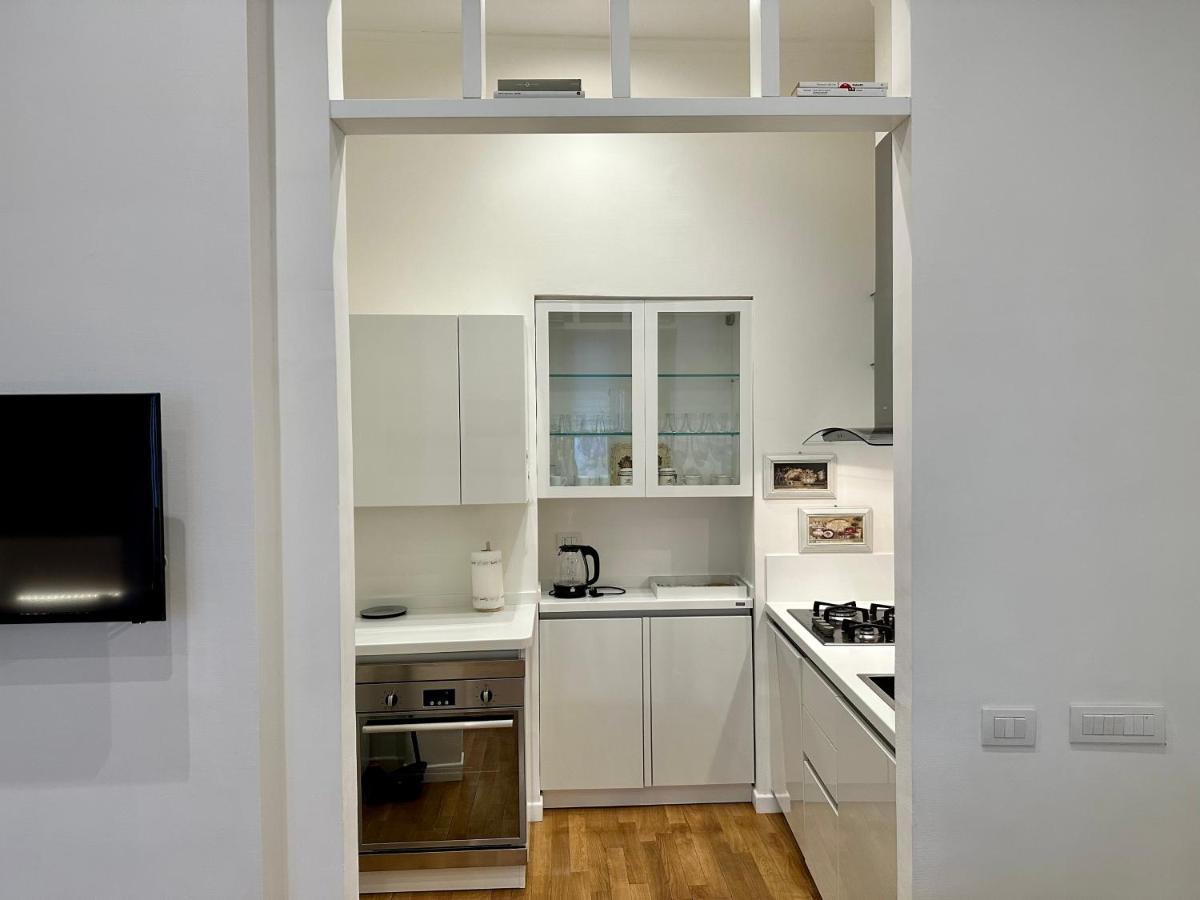 Sisters' Home - Appartamento Nel Centro Storico Con Terrazzo, Aria Condizionata E Vasca Da Bagno Сиена Экстерьер фото