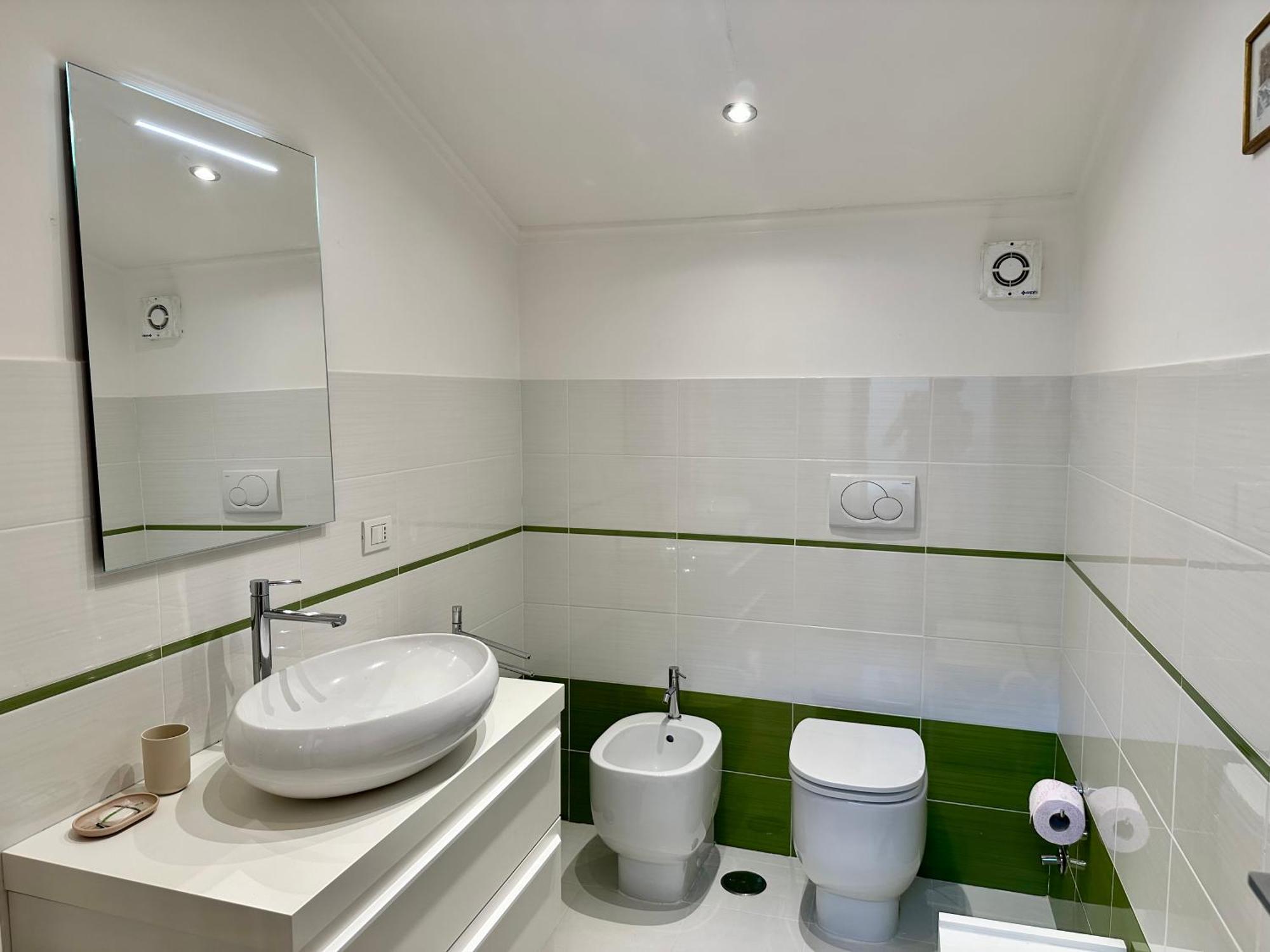 Sisters' Home - Appartamento Nel Centro Storico Con Terrazzo, Aria Condizionata E Vasca Da Bagno Сиена Экстерьер фото